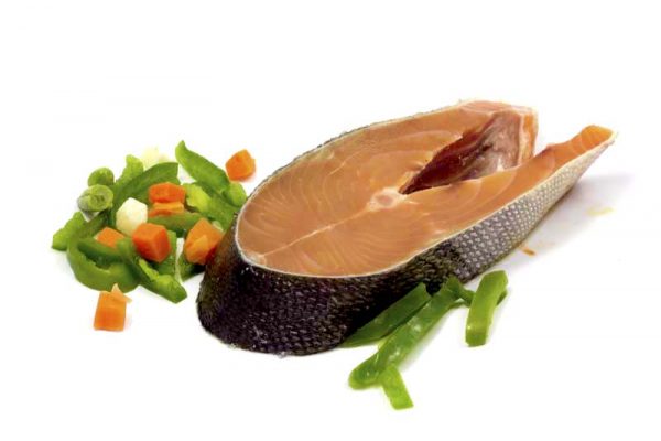 salmão com legumes